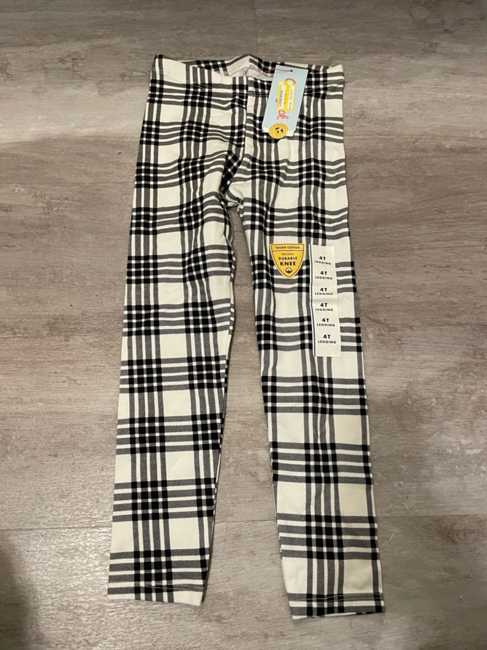 NWT Cat & Jack Black and White Plaid Leggings Girls 4T